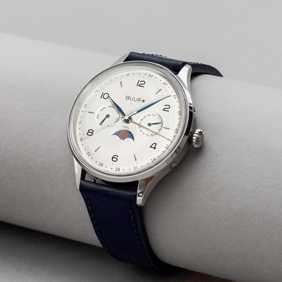 Tungl in Cream – Schweizer Mondphasenkalender im Vintage-Stil