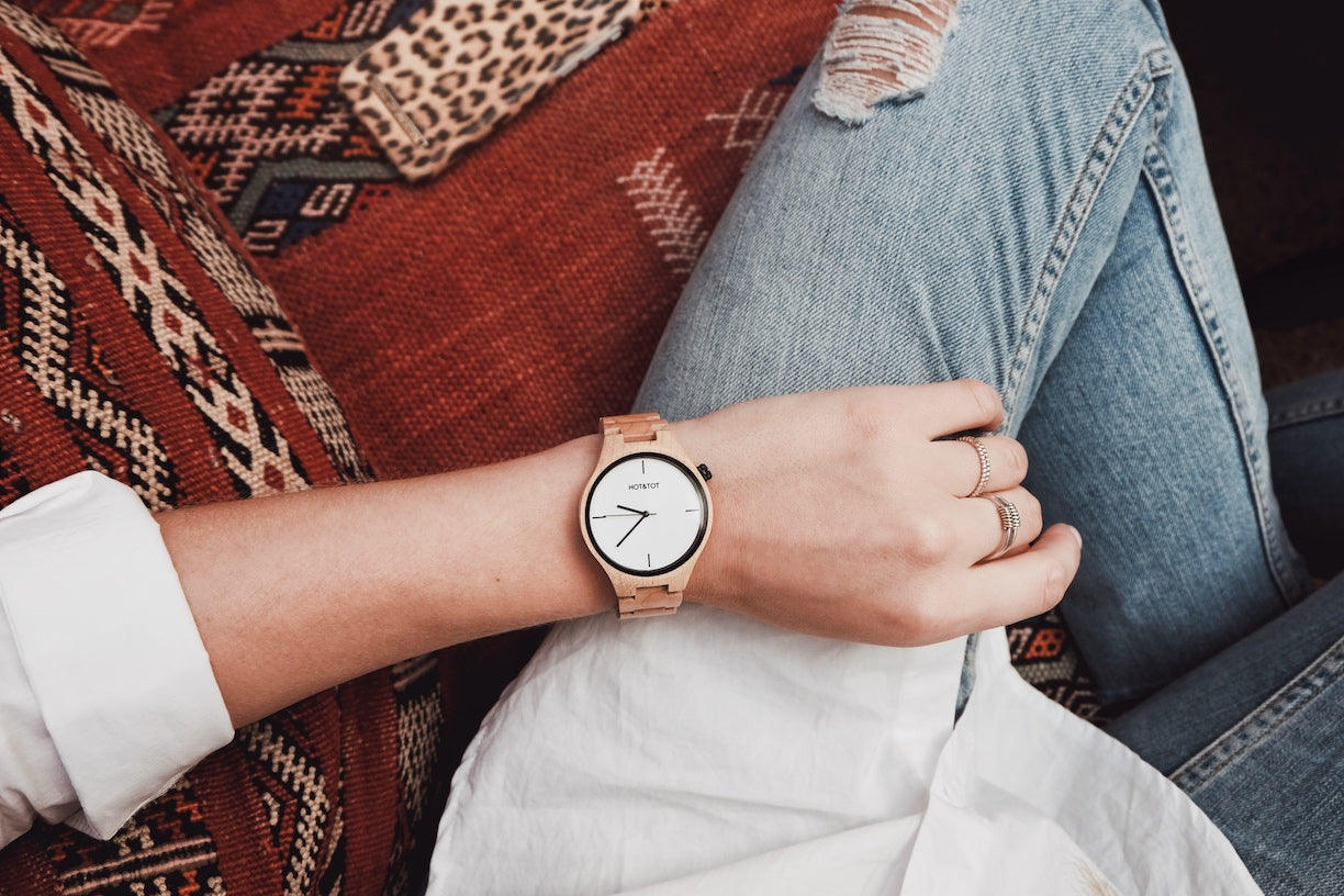 YALE Armbanduhr | Unisex Holzuhr | Nachhaltig | Ahorn | Weiß | 40 mm