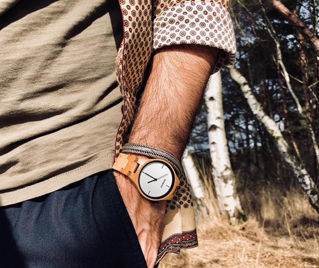 YALE Armbanduhr | Unisex Holzuhr | Nachhaltig | Ahorn | Weiß | 40 mm