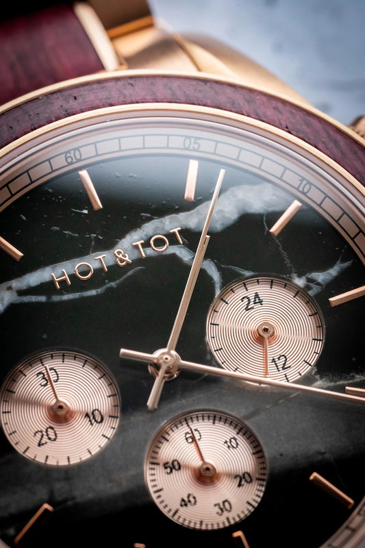 ROYAL PELTOGYNE | Holzuhr für Herren | Marmor | Nachhaltige Armbanduhr