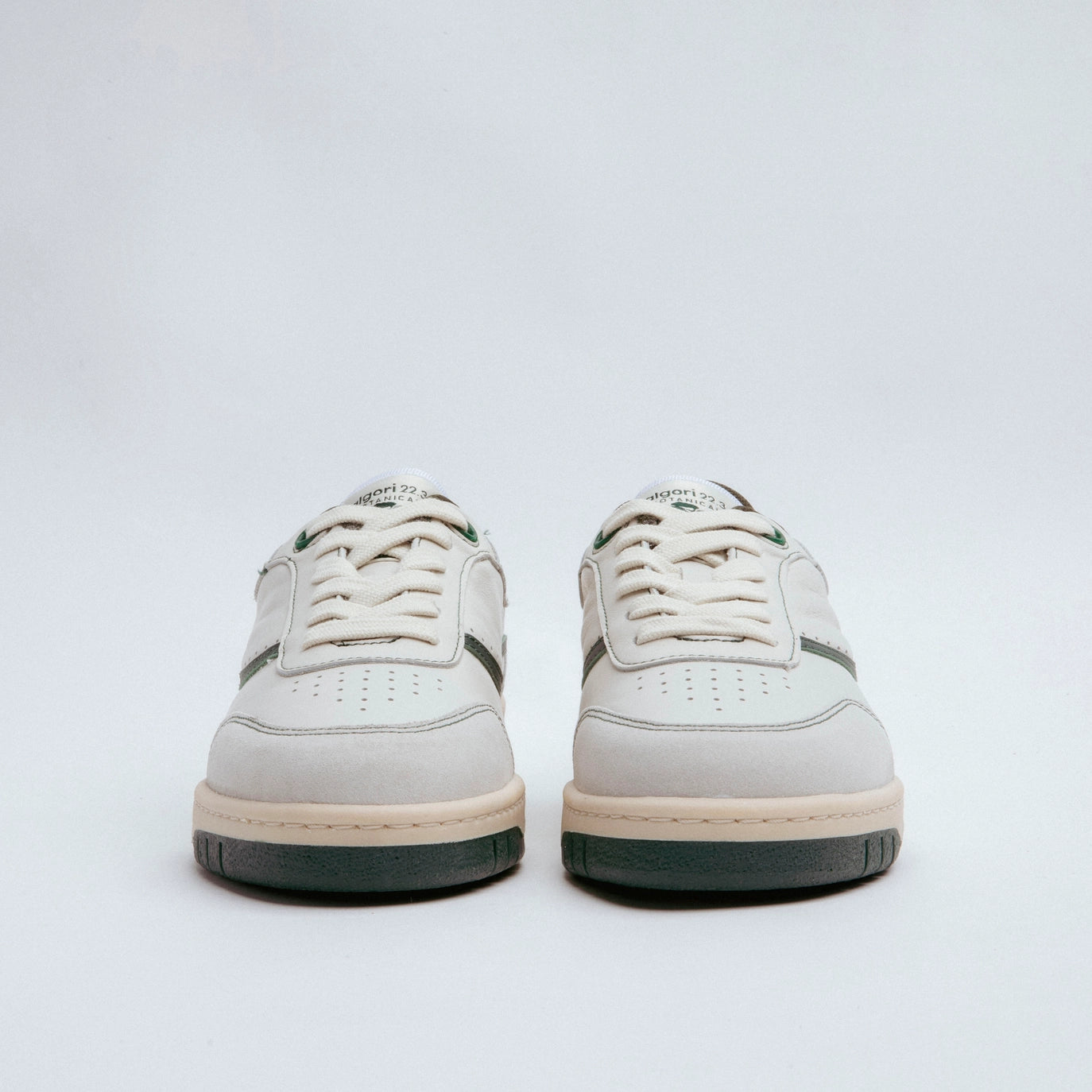 Hellgrüner Sneaker Botanical 22.3 – Handgefertigt in Portugal