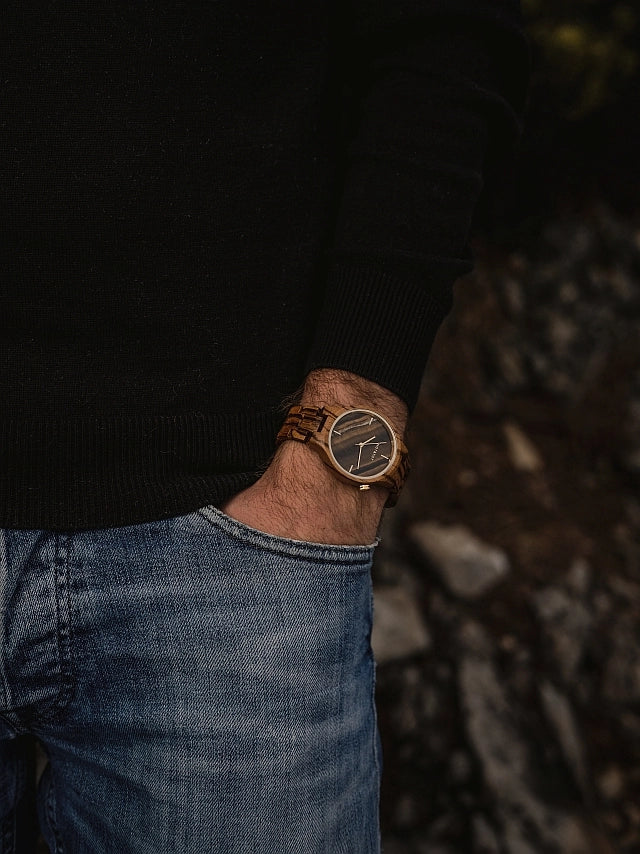TIGANO Armbanduhr | Unisex Holzuhr | Tigerauge Stone | Nachhaltig | Gold