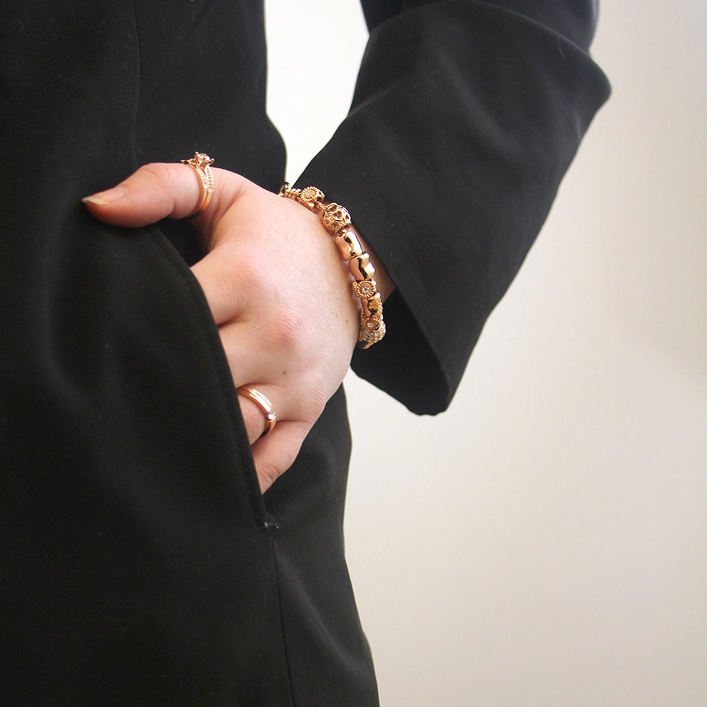 Empress Ring – Roségold & Kristall | Eleganter Damenring mit 18K Vergoldung