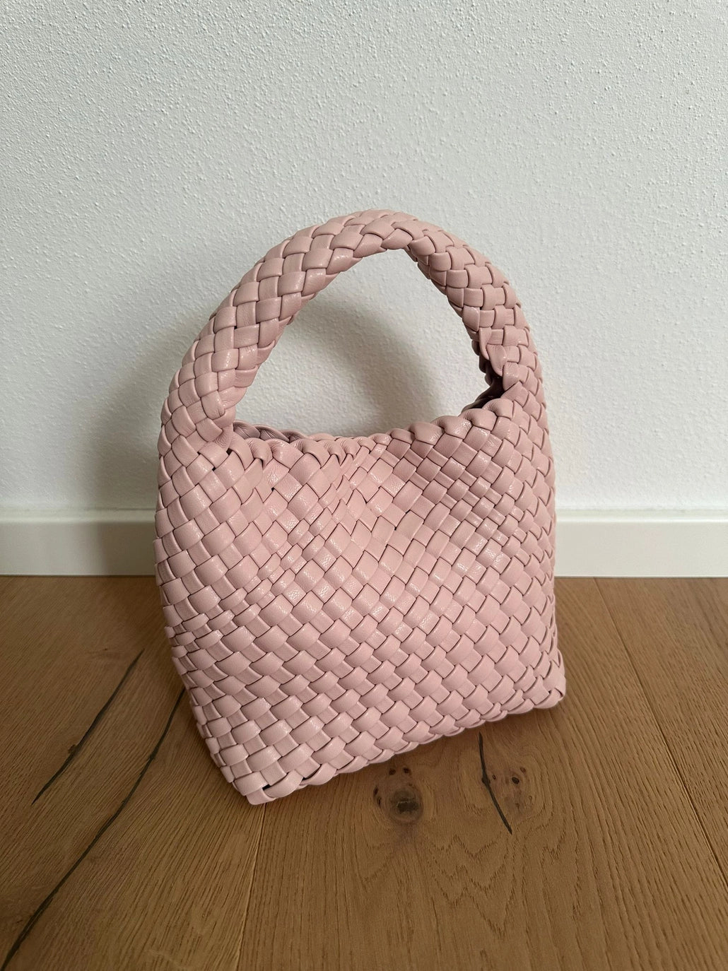 MINI HOBO – Stilvolle Vielseitigkeit in Kompaktgröße