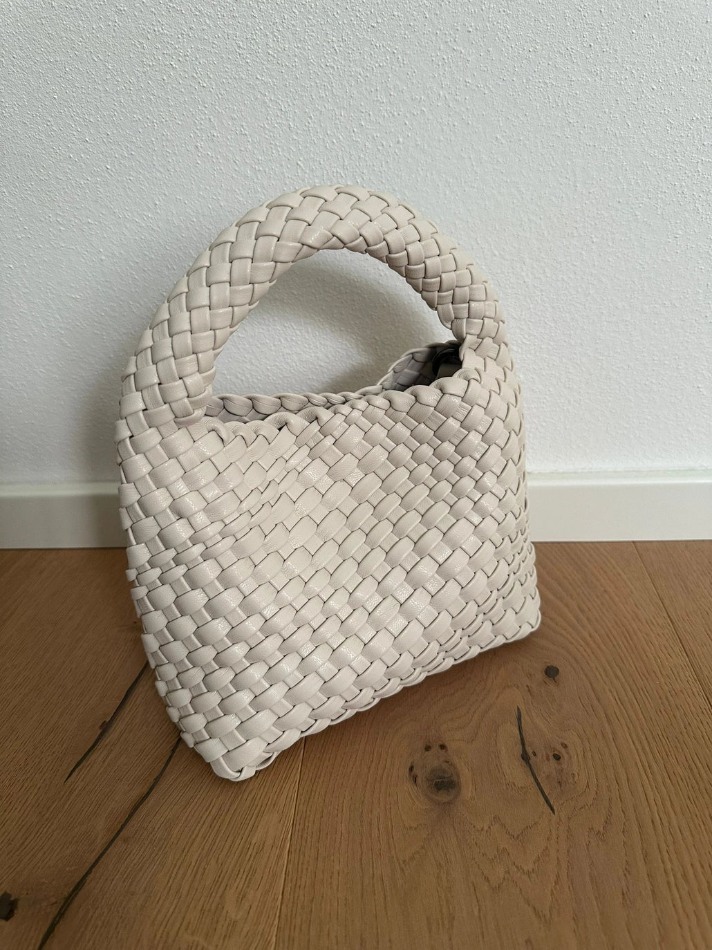 MINI HOBO – Stilvolle Vielseitigkeit in Kompaktgröße